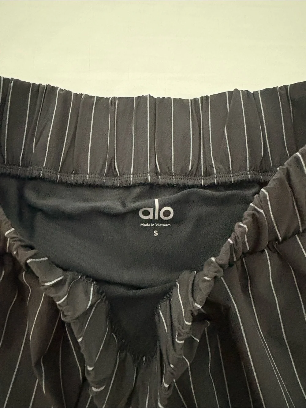 ALO Yoga black skort